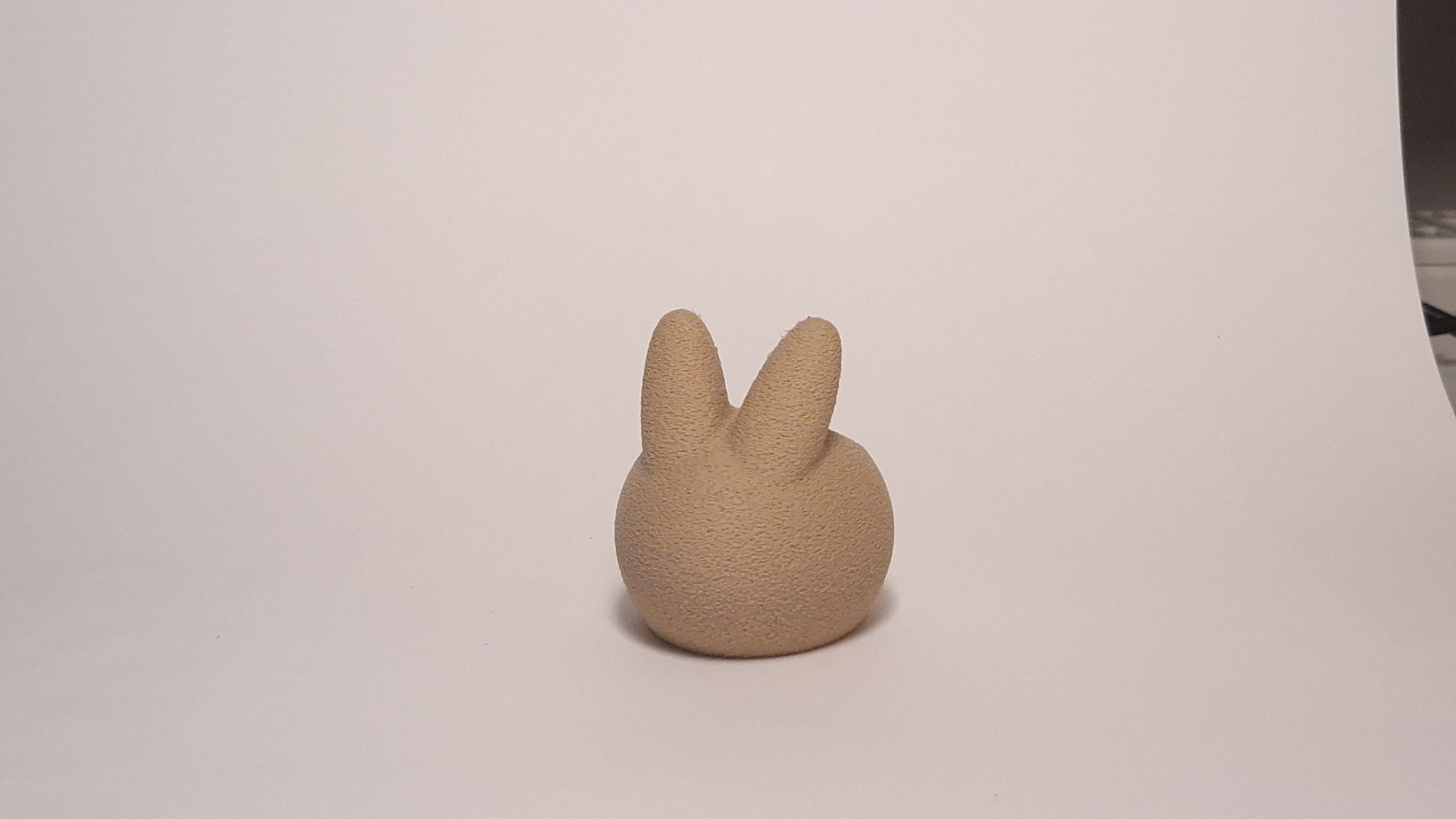 <Hase mit Aussparung hinten>